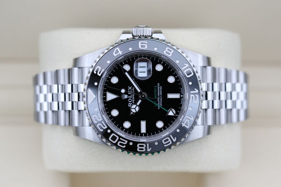 Rolex GMT Master II 126710 GRNR